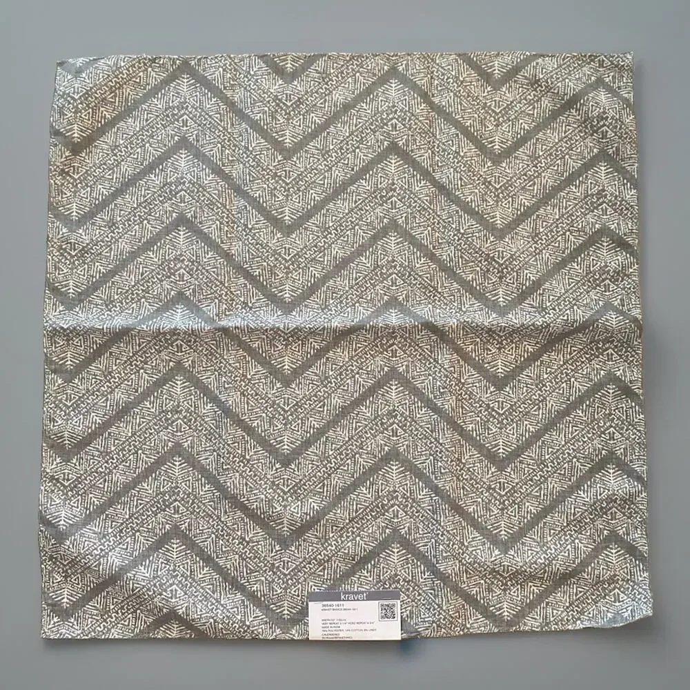Pair Kravet Midweight Gray White Jacquard Prints 25